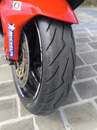 Honda CBR 1000 RR Sportbike Roja/Negra