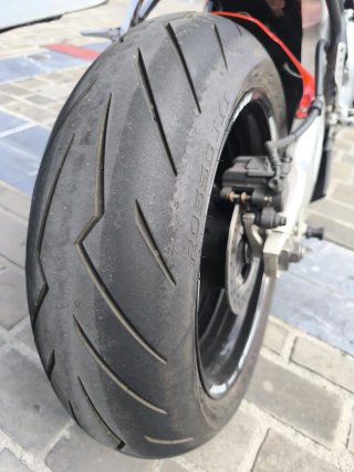 Honda CBR 1000 RR Sportbike Roja/Negra