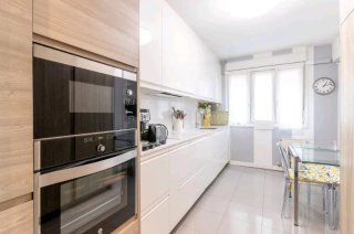 Cocina moderna madera y cristal
