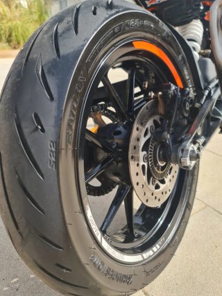KTM 125 Duke NAKED Blanca y Naranja