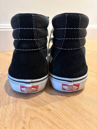 Zapatillas Vans Botín Negras y Blancas