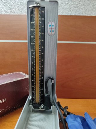 Tensiómetro Mercurial Antiguo alemán