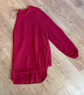 Blusa roja manga larga tejido fluido