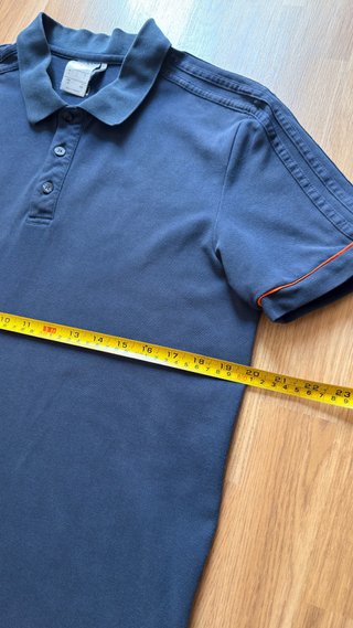 Polo Adidas Azul Talla L con Detalles Naranja