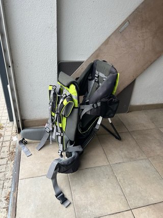 Mochila portabebés montaña