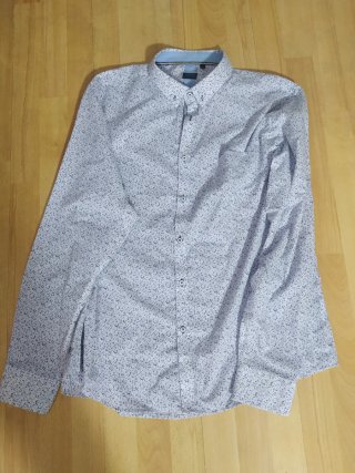 Camisa de hombre estampada