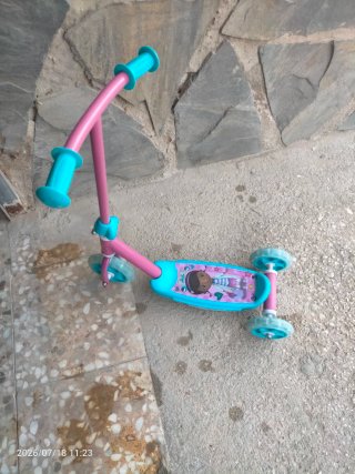 Patinete infantil 3 ruedas rosa y azul
