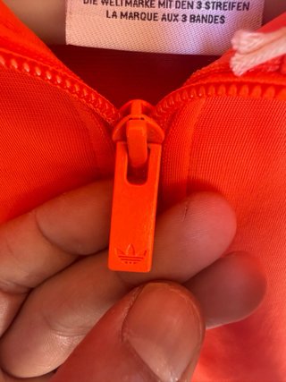 Chaqueta Adidas Naranja y Negra Talla M