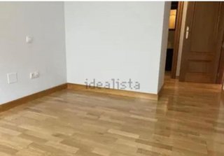Piso en alquiler en Almendrales en Madrid