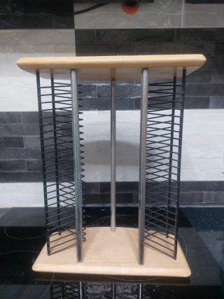 Porta CD Madera y Metal