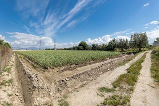Terreno en venta en Cúllar Vega