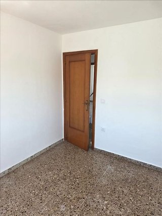 Casa adosada en alquiler en Benimodo