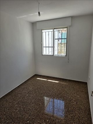 Casa adosada en alquiler en Benimodo