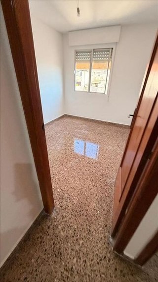 Casa adosada en alquiler en Benimodo