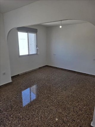 Casa adosada en alquiler en Benimodo