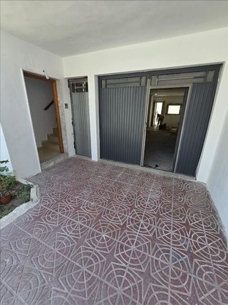 Casa adosada en alquiler en Benimodo