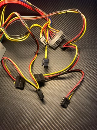 Fuente de Alimentación 220V 530W