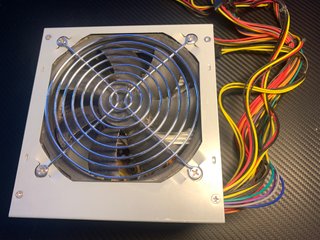 Fuente de Alimentación 220V 530W