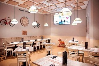 Restaurante en venta en La Verneda i la Pau en Barcelona