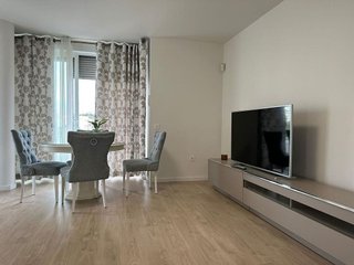 Piso en alquiler en Nueva Andalucía centro en Marbella