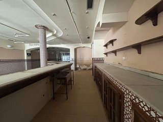 Local comercial en alquiler en Centro - Doña Mercedes en Dos Hermanas
