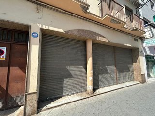 Local comercial en alquiler en Centro - Doña Mercedes en Dos Hermanas