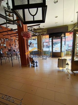 Local comercial en venta en Gamonal en Burgos