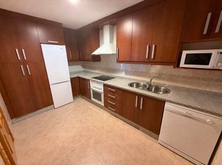 Piso en alquiler en Bola de Oro - Serrallo en Granada