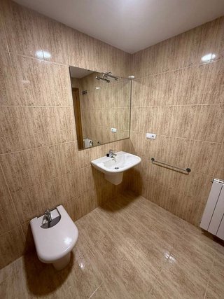 Piso en alquiler en Bola de Oro - Serrallo en Granada