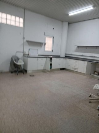 Local comercial en alquiler en La Granja en Zaragoza