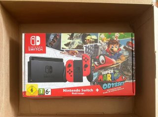 Nintendo Switch 4 giochi inclusi