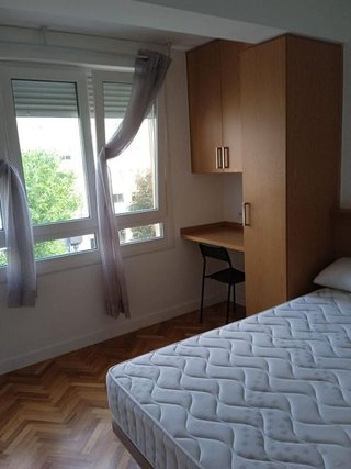 Piso en alquiler en Ensanche - Sar en Santiago de Compostela