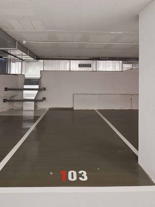 Garaje en alquiler en Navas en Barcelona
