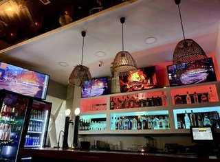 Local comercial en venta en Zona Puerto Deportivo en Fuengirola