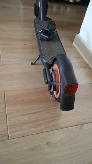 Patinete Eléctrico Xiaomi 4Go