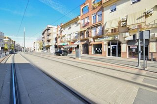 Local comercial en venta en Maracena