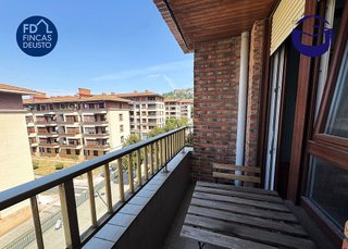Piso en alquiler en San Pedro de Deusto-La Ribera en Bilbao
