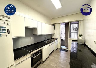 Piso en alquiler en San Pedro de Deusto-La Ribera en Bilbao