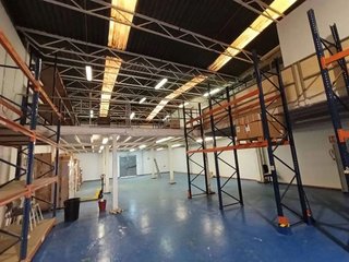Nave industrial en alquiler en Creu de Barberà en Sabadell