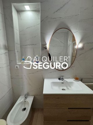 Piso en alquiler en Parque Ayala - Jardín de la Abadía - Huelín en Málaga