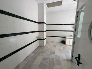Local comercial en alquiler en Vista Alegre - Parque Cruz Conde en Córdoba
