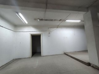 Nave industrial en alquiler en Lucero en Madrid