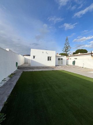 Chalet en venta en Pinar de los Franceses - Marquesado en Chiclana de la Frontera