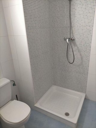 Piso en alquiler en Polígono Cartuja – La Paz en Granada