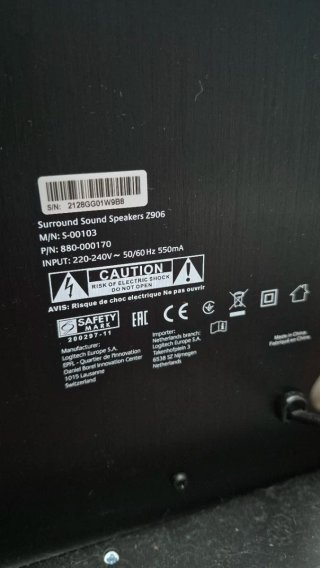 Logitech Z906 5.1 + Soportes Pared