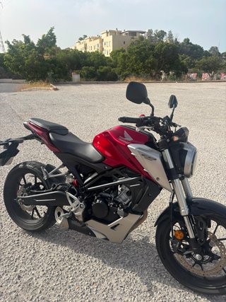 Honda CB125R ABS Roja/Plata