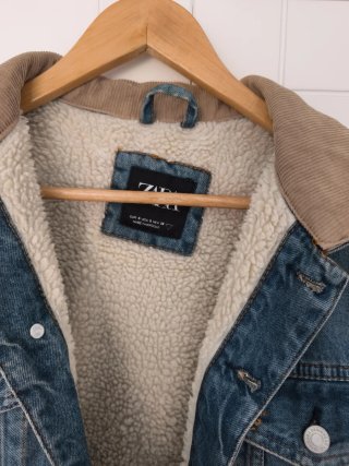 Cazadora vaquera Zara Talla S