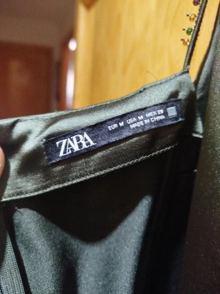 Vestido Zara verde militar Talla M
