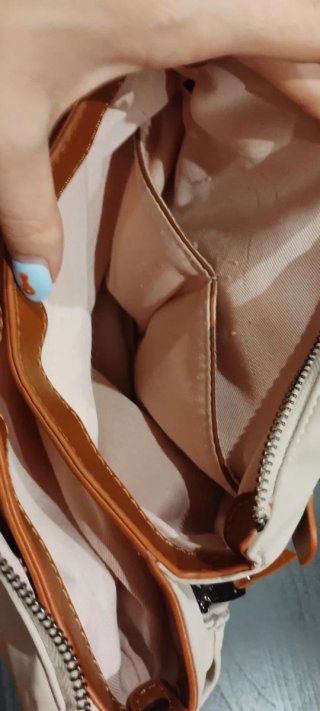 Bolso marca Binnari beige como nuevo