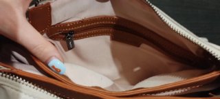 Bolso marca Binnari beige como nuevo